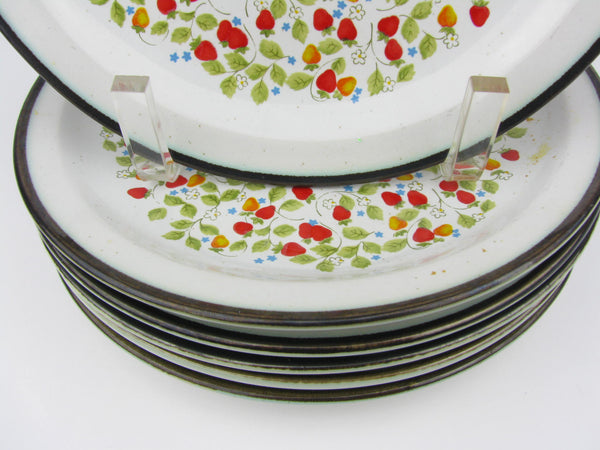 Vintage Villager Carlsberry Stoneware Salad Plates with Strawberries Made in Japan - 6 Pieces