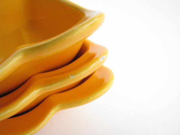 edgebrookhouse - 1960s Yellow Ceramic Petal Edge Serving / Relish Trays - Set of 3