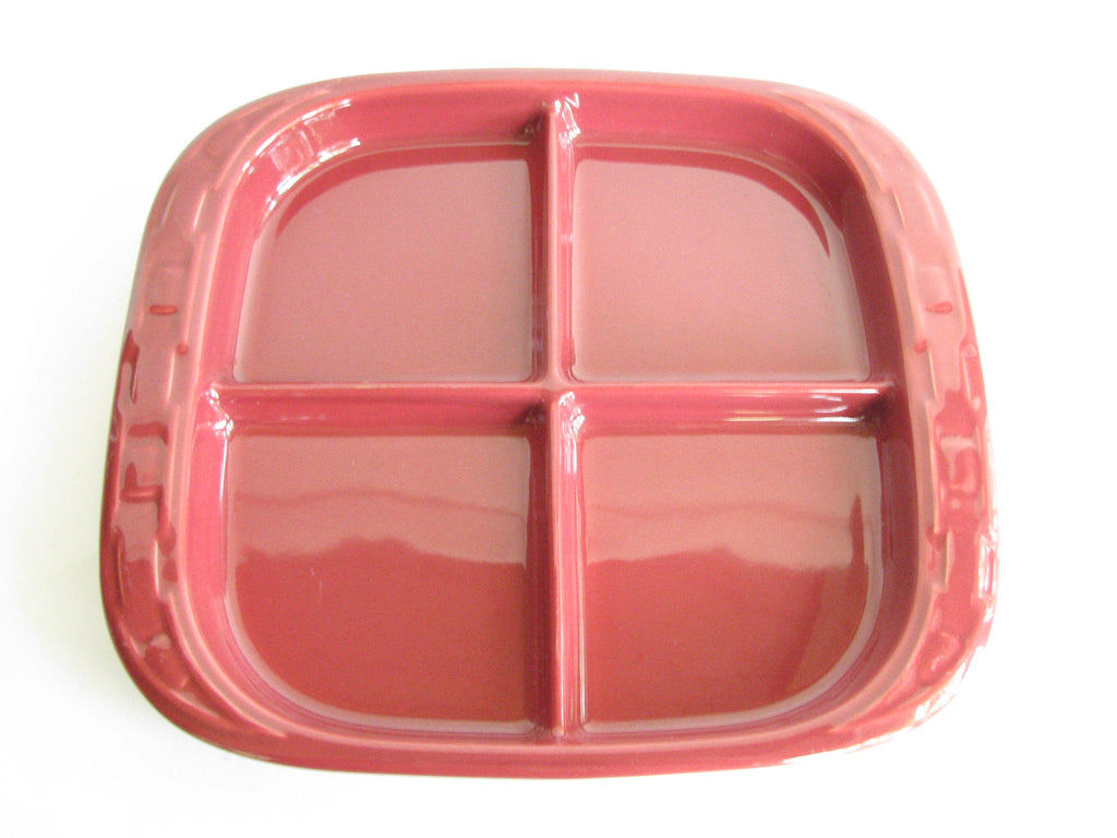 At Auction: Longaberger Pottery Woven Traditions Paprika Covered Dish 4 x 9  1/4 in. (10.2 x 23.5 cm.)