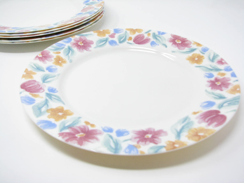 Arcopal Delhi Dinner Plates, Tea Plates and Cereal/soup Bowls sold in Sets  of 4, Retro Arcopal Floral Design, Arcopal Milk Glass Plates 