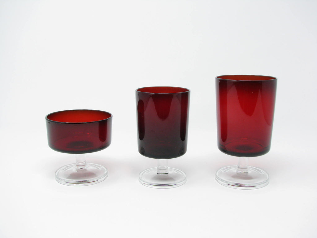 Vintage Red Wine Goblets, Cristal D'Arques Durand of France, Ruby Red –  valerietylercollection